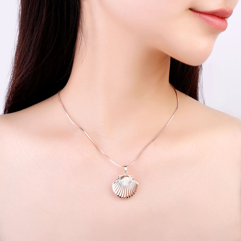 Vintage Mermaids Necklace